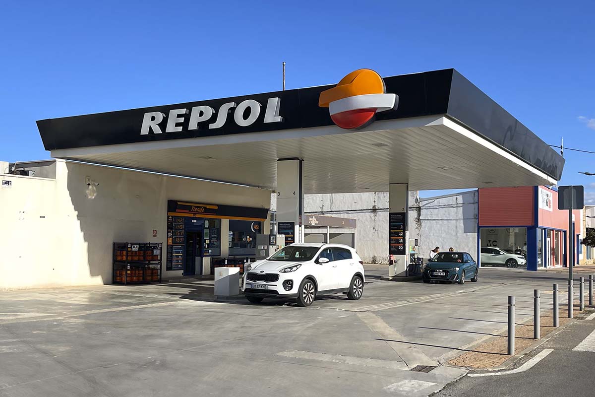 Repsol Quintanar km 119 - Gasolinera de la red de Bisonte 011