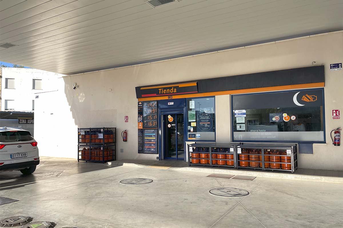 Repsol Quintanar km 119 - Gasolinera de la red de Bisonte 019