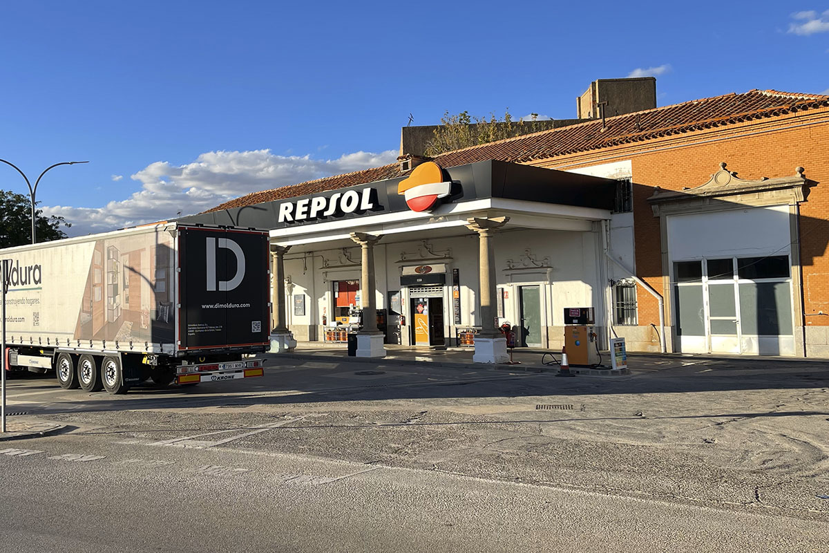 Repsol Quintanar km 122 - Gasolinera de la red de Bisonte 005