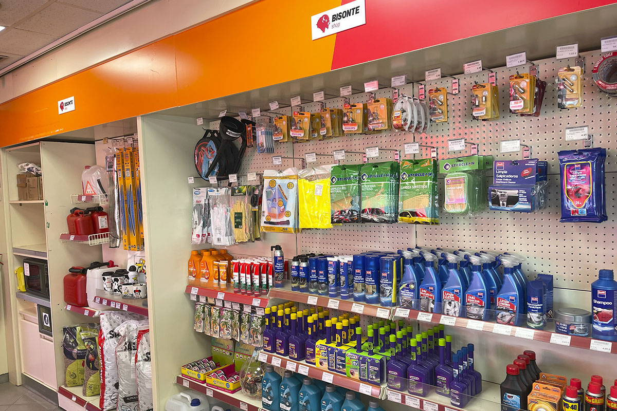 Repsol Quintanar km 122 - Gasolinera de la red de Bisonte 018