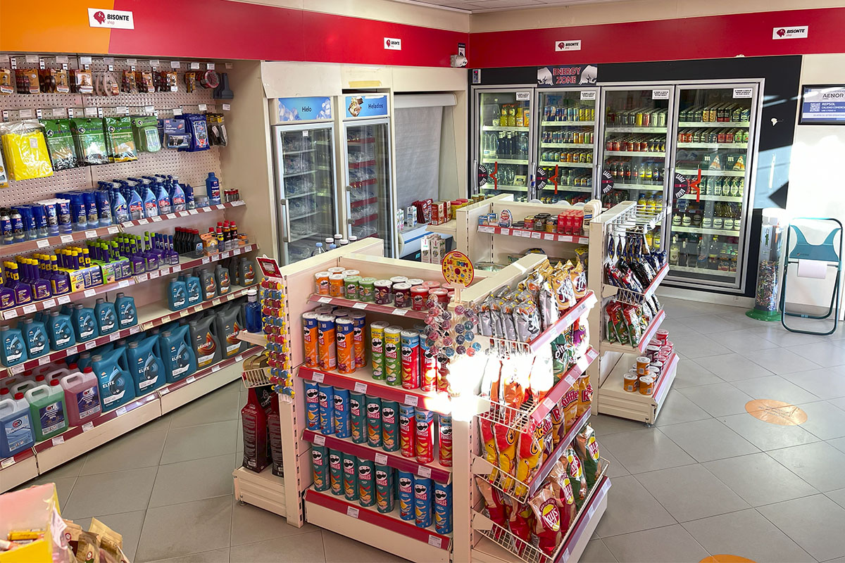 Repsol Quintanar km 122 - Gasolinera de la red de Bisonte 019