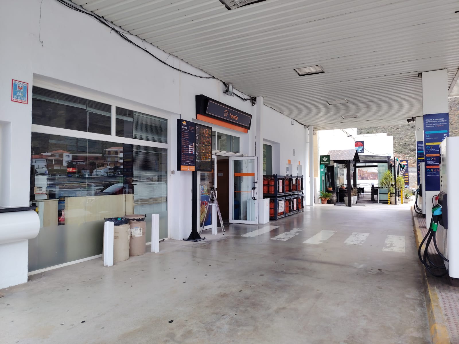 WhatsApp Image 2025-04-03 at 17.22.07 (3)